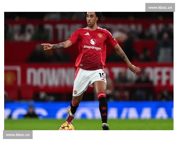 曼联精彩赛事回顾：红魔征战之路激情四溢！